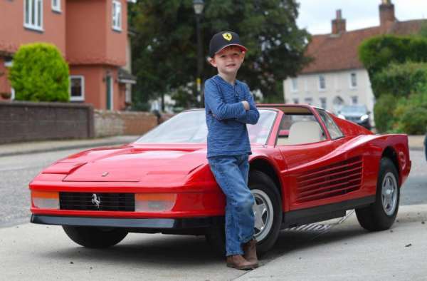 детский Ferrari Testarossa