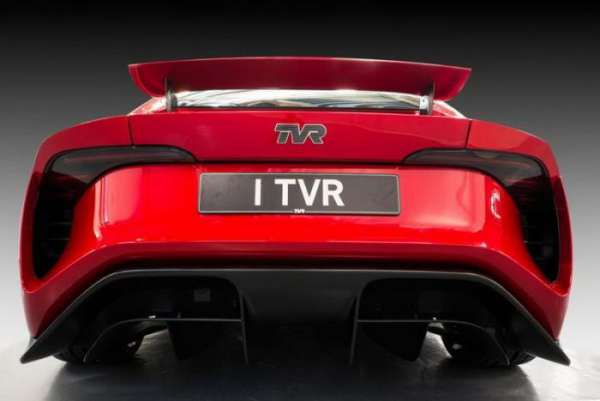 Новый спорткар TVR Griffith: чего не хватило российскому олигарху? (16 фото)