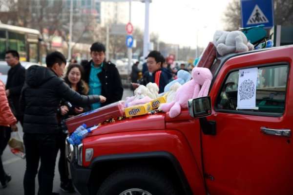 Машины уличных торговцев в Китае 