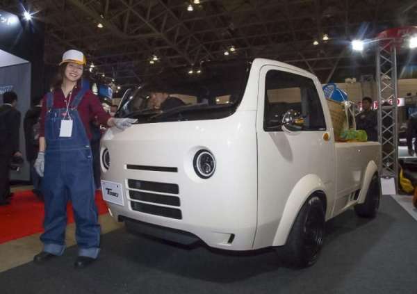 Как японцы превращают местные автомобили в "Буханки"