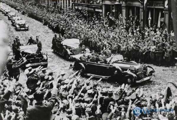 парадный Mercedes-Benz Гитлера