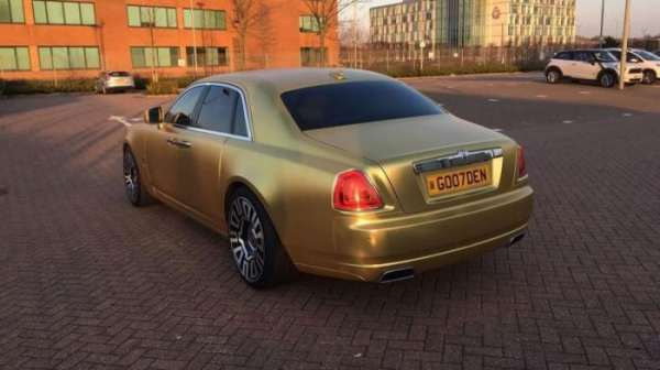 В Британии продают золотой Rolls-Royce за 15 биткоинов