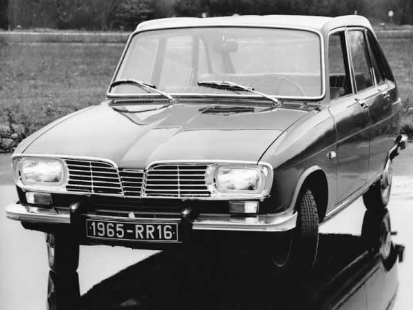 Renault 16 1966-го года из Ижевска