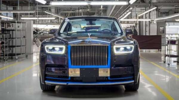 Первый экземпляр нового Rolls-Royce Phantom