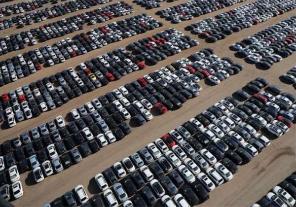 Парковка с тысячами дизельных Volkswagen и Audi в Калифорнии
