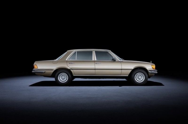 14 поколений больших седанов класса люкс от Mercedes-Benz