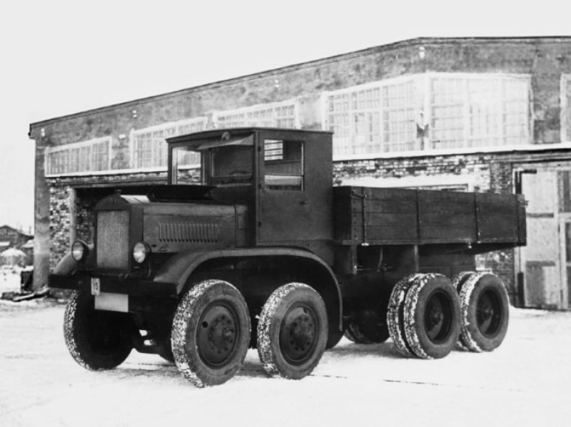 Необычные советские многоколесные авто, ЯГ-12 
