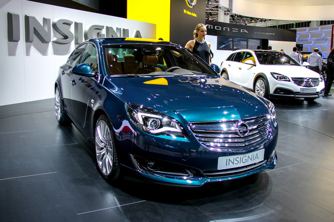 Opel Insignia 2013 седан